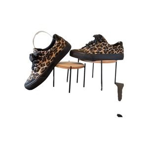 Bershka women’s leopard print boat shoe size 36